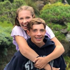 Meet your Posher, Lydia